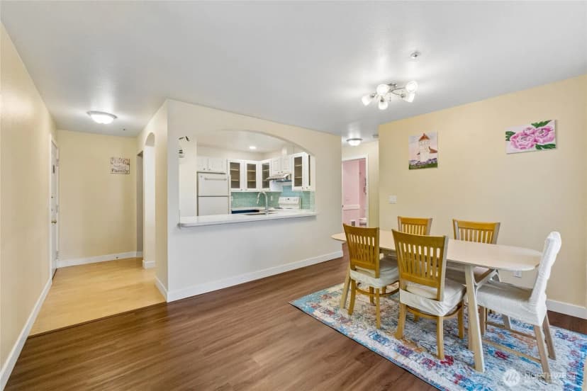Property photo for 6835 Ne 153rd Place #a202, Kenmore photo 7