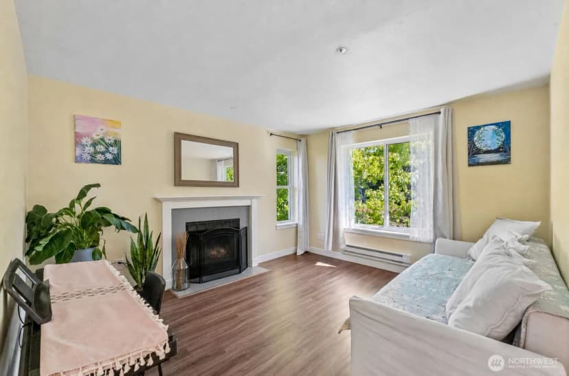Property photo for 6835 Ne 153rd Place #a202, Kenmore photo 12