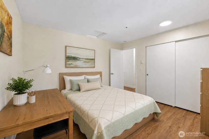 Property photo for 6835 Ne 153rd Place #a202, Kenmore photo 14
