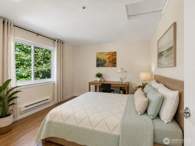 Property photo for 6835 Ne 153rd Place #a202, Kenmore photo 13