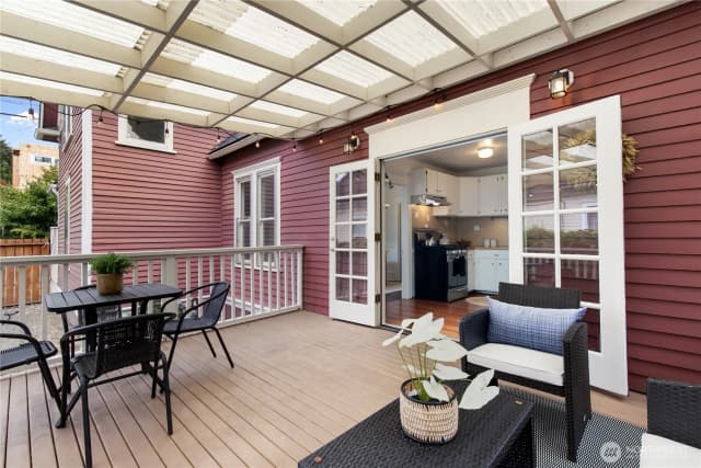 Property photo for 2107 Nw 65th Street, Seattle photo 4
