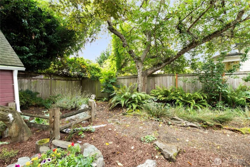 Property photo for 2107 Nw 65th Street, Seattle photo 13
