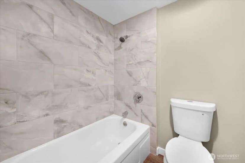 Property photo for 2100 3rd Avenue #2104, Seattle photo 11