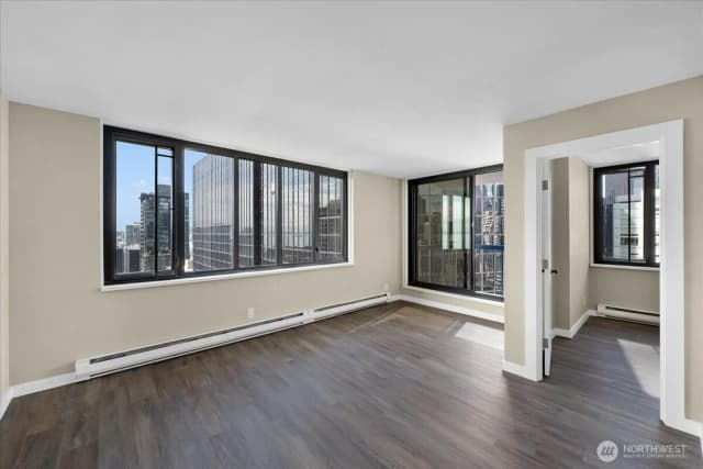 Property photo for 2100 3rd Avenue #2104, Seattle photo 5