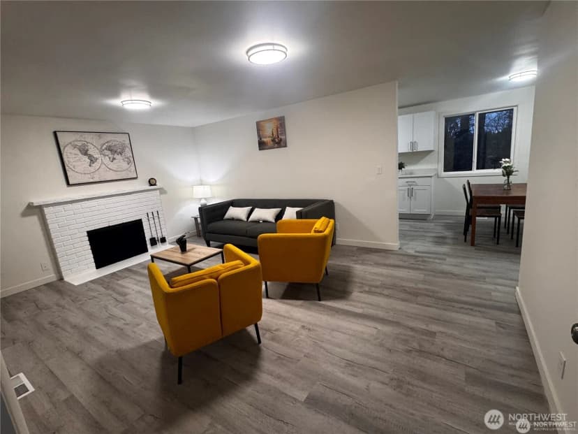Property photo for 23106 67th Place W, Mountlake Terrace photo 6
