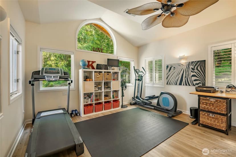 Property photo for 2460 Lake Whatcom Boulevard, Bellingham photo 29
