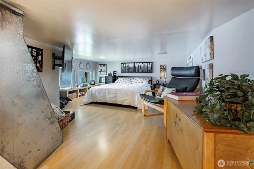 Property photo for 2460 Lake Whatcom Boulevard, Bellingham photo 34