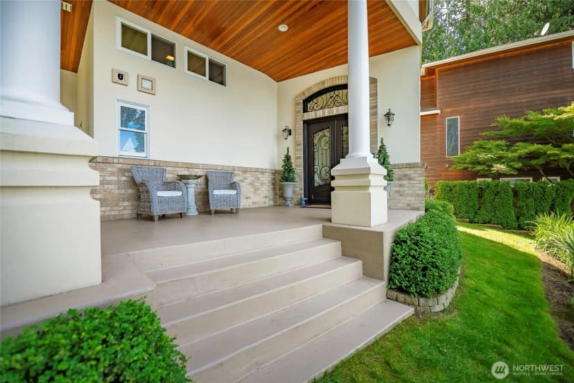 Property photo for 2460 Lake Whatcom Boulevard, Bellingham photo 11