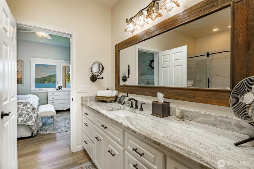 Property photo for 2460 Lake Whatcom Boulevard, Bellingham photo 27