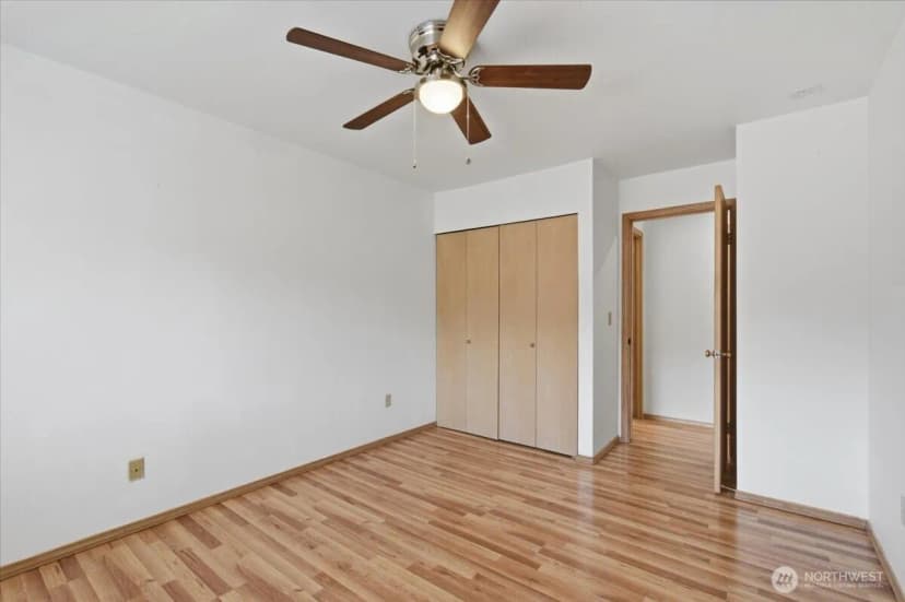 Property photo for 14016 Se 156th Court, Renton photo 22