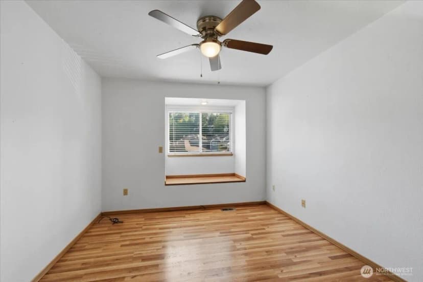 Property photo for 14016 Se 156th Court, Renton photo 21