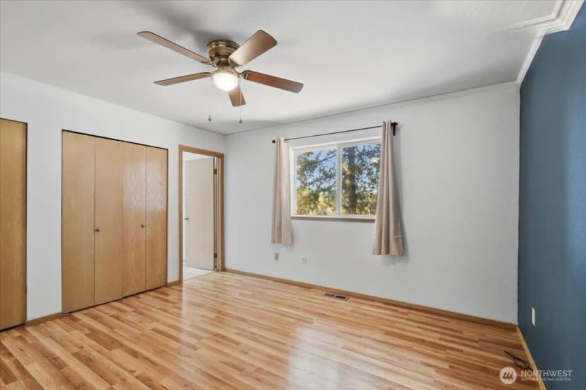 Property photo for 14016 Se 156th Court, Renton photo 16