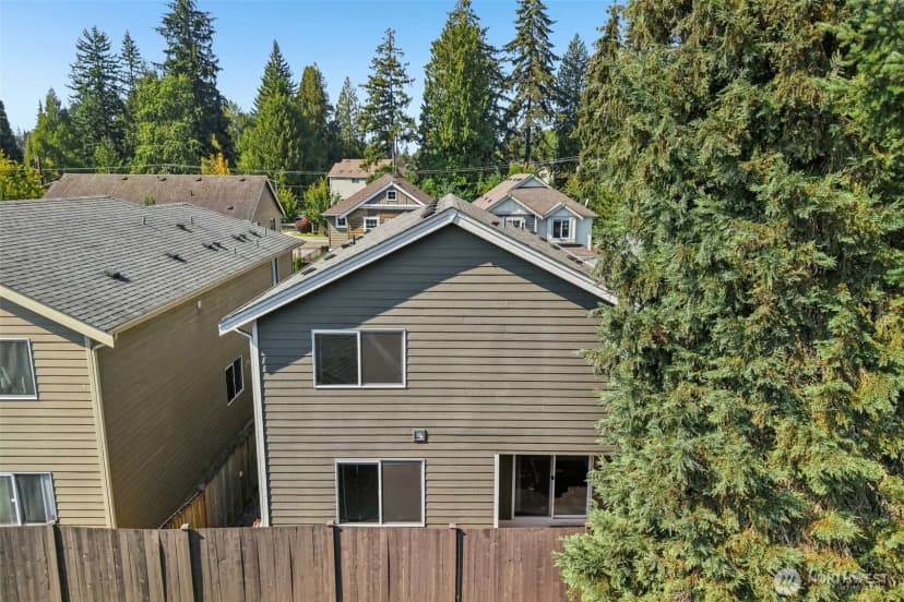 Property photo for 19627 1st Avenue Se, Bothell photo 30