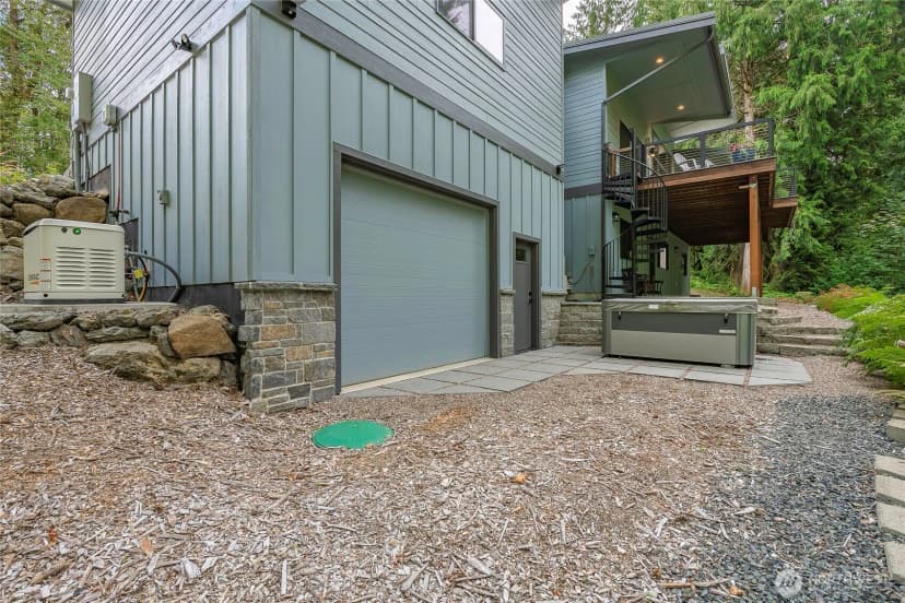 Property photo for 697 Axelson Road, Bellingham photo 39