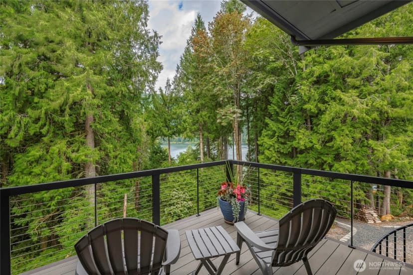 Property photo for 697 Axelson Road, Bellingham photo 10