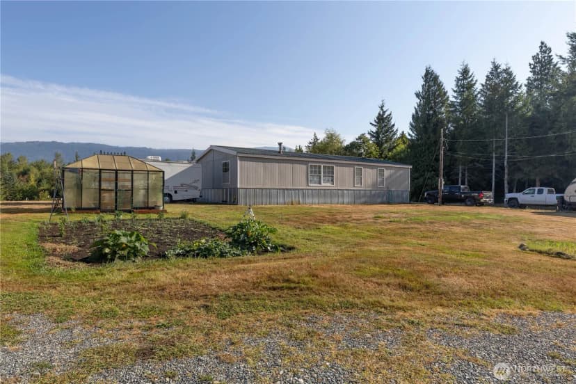 Property photo for 37844 Schulze Rd, Concrete photo 21