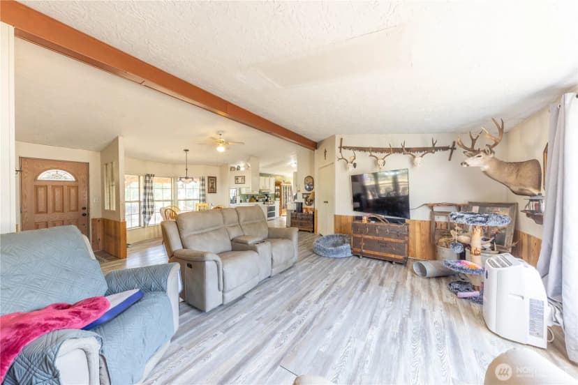 Property photo for 37844 Schulze Rd, Concrete photo 12