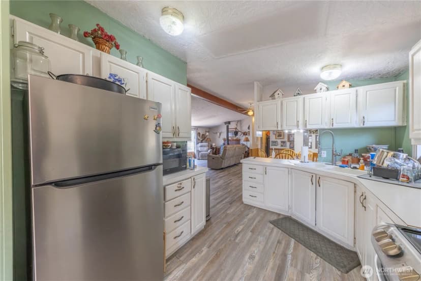 Property photo for 37844 Schulze Rd, Concrete photo 8