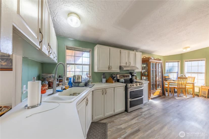 Property photo for 37844 Schulze Rd, Concrete photo 9