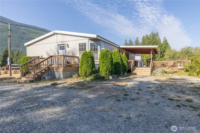 Property photo for 37844 Schulze Rd, Concrete