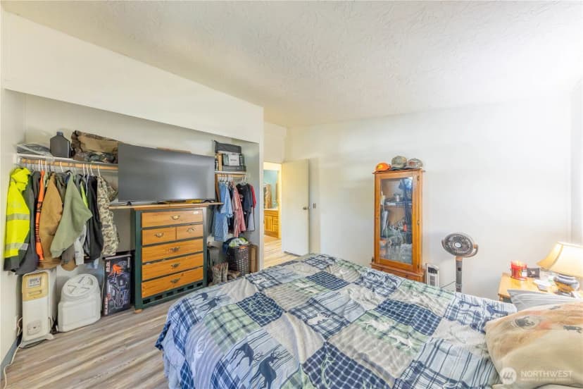 Property photo for 37844 Schulze Rd, Concrete photo 15