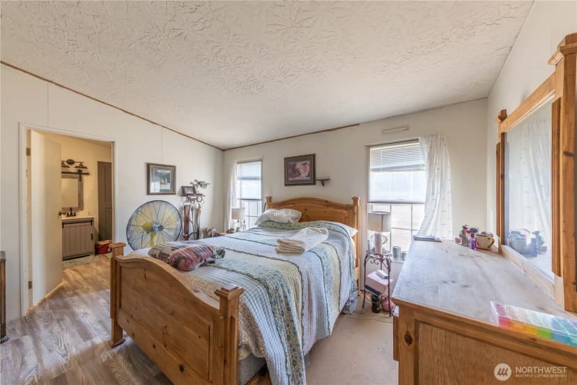 Property photo for 37844 Schulze Rd, Concrete photo 17