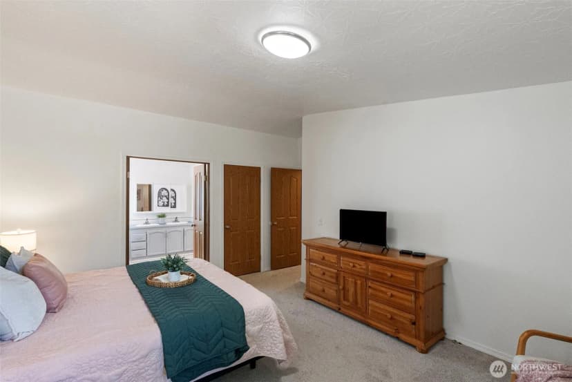 Property photo for 4862 Frender Lane Nw, Seabeck photo 22