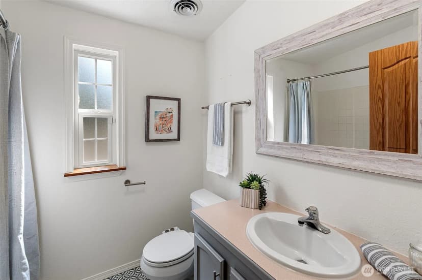 Property photo for 4862 Frender Lane Nw, Seabeck photo 16