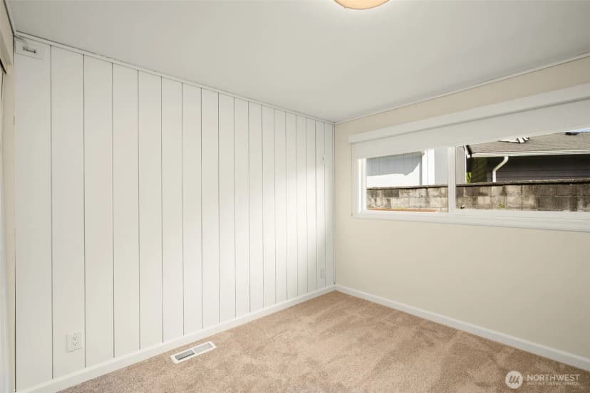 Property photo for 16204 Main Street, Bellevue photo 13