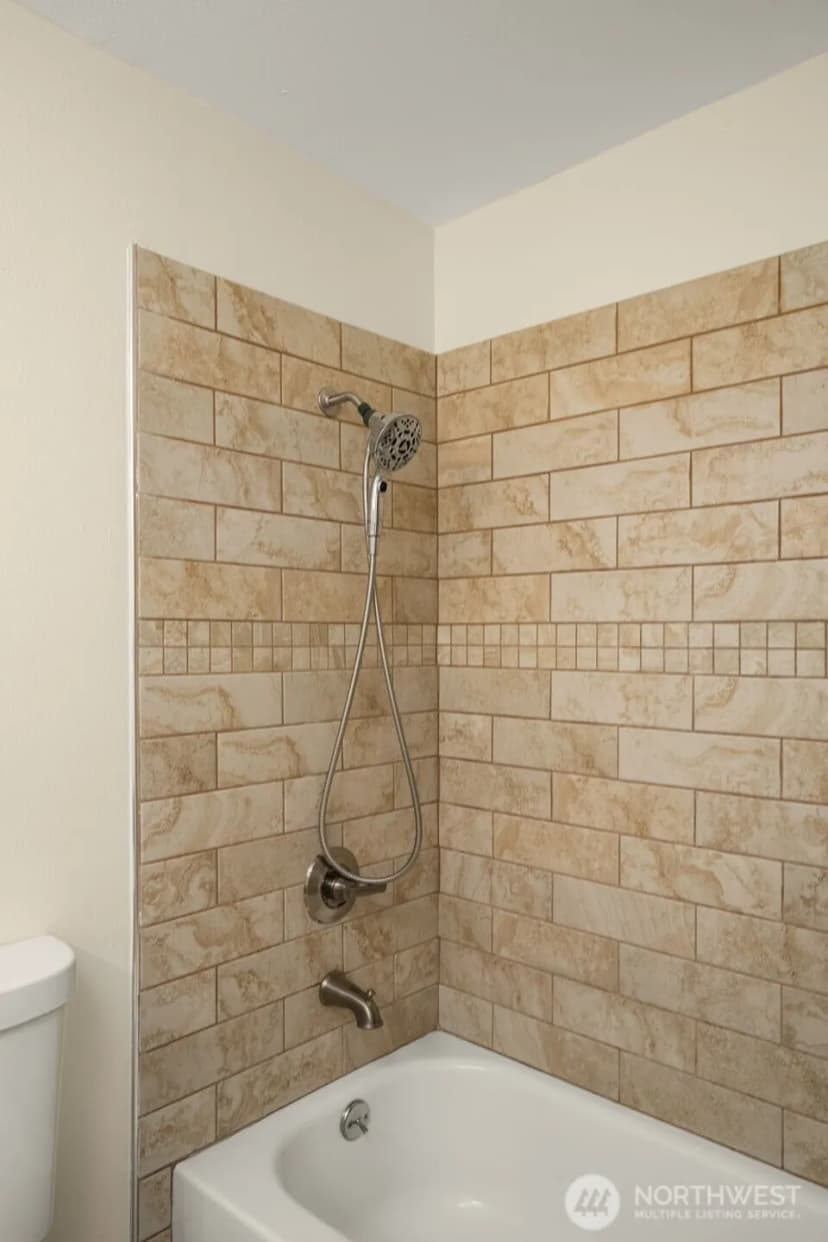 Property photo for 16204 Main Street, Bellevue photo 12