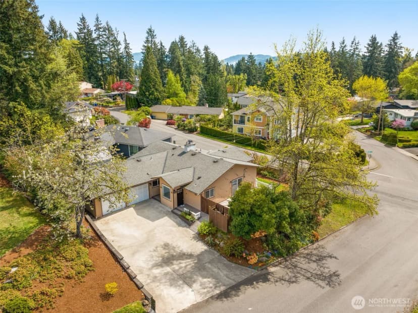 Property photo for 16204 Main Street, Bellevue photo 23