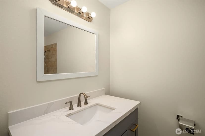 Property photo for 16204 Main Street, Bellevue photo 11