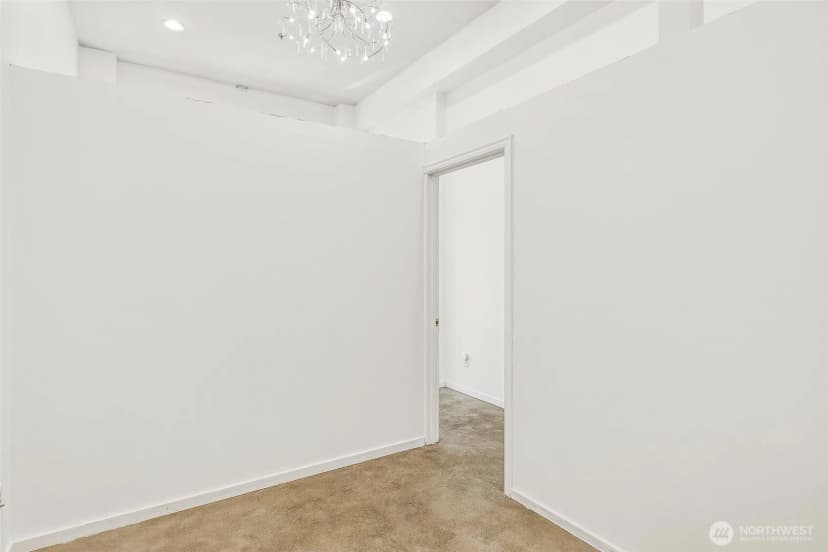 Property photo for 6704 15th Avenue Nw, Seattle photo 12