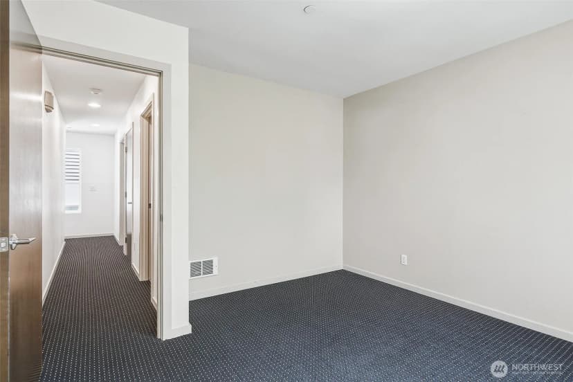 Property photo for 6704 15th Avenue Nw, Seattle photo 22