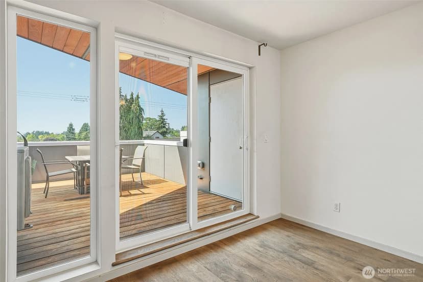 Property photo for 6704 15th Avenue Nw, Seattle photo 33