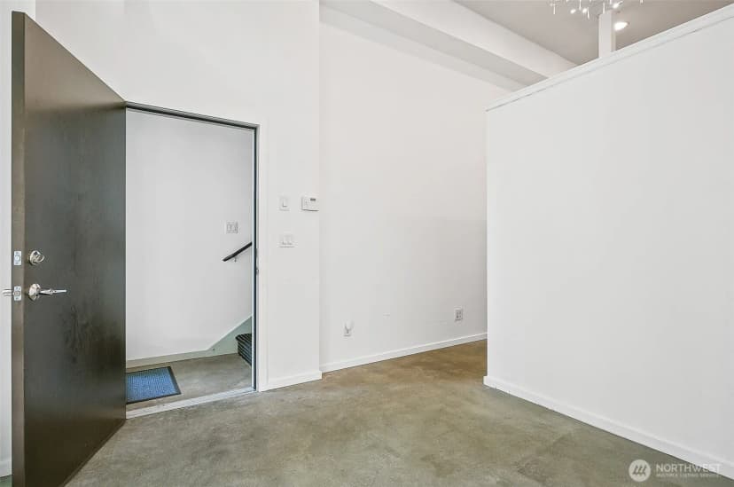 Property photo for 6704 15th Avenue Nw, Seattle photo 10