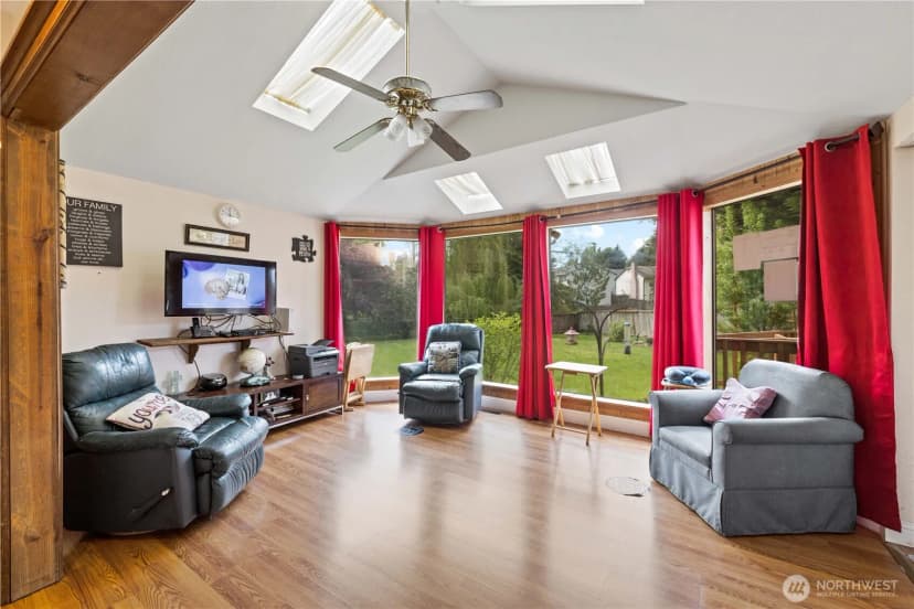 Property photo for 2627 205th Place Sw, Lynnwood photo 7