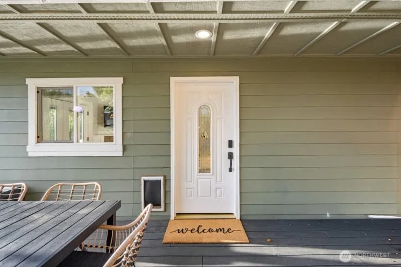 Property photo for 5680 Long Lake Road Se, Port Orchard photo 5