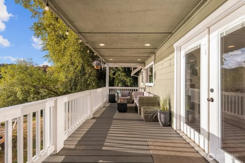 Property photo for 5680 Long Lake Road Se, Port Orchard photo 11
