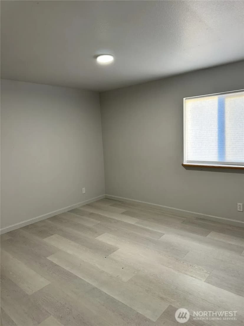 Property photo for 330 W 5th Street, Waitsburg photo 17