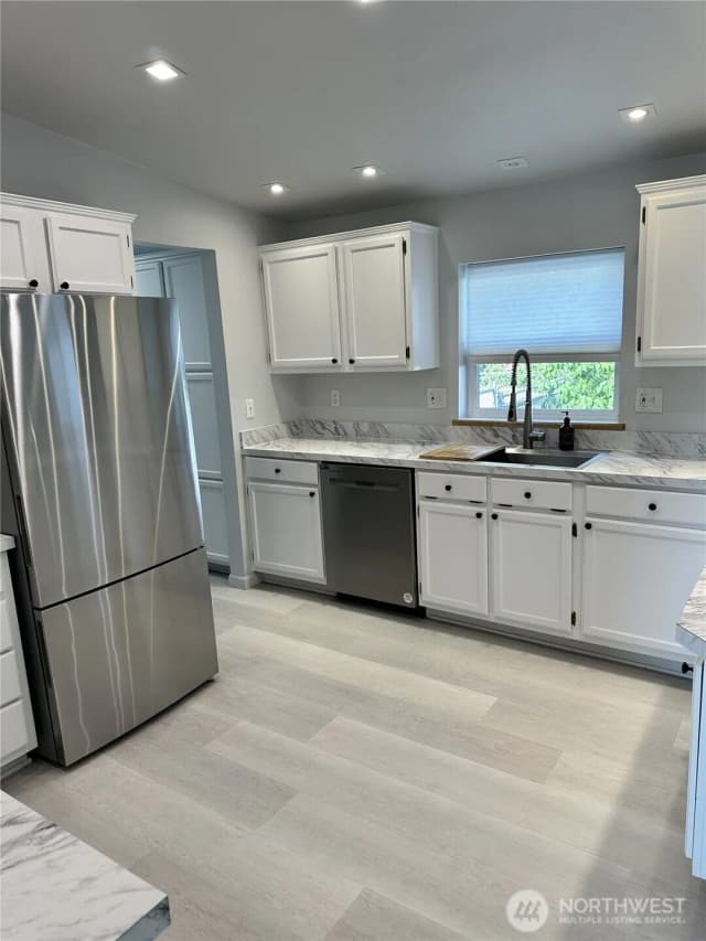Property photo for 330 W 5th Street, Waitsburg photo 5