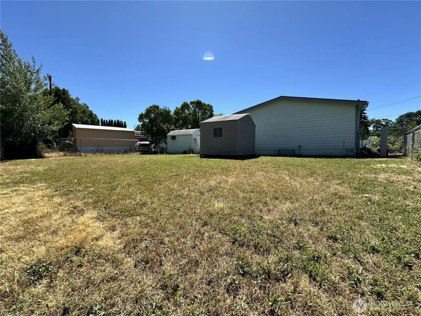 Property photo for 330 W 5th Street, Waitsburg photo 30