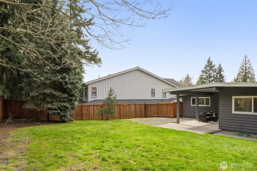 Property photo for 334 157th Avenue Ne, Bellevue photo 27