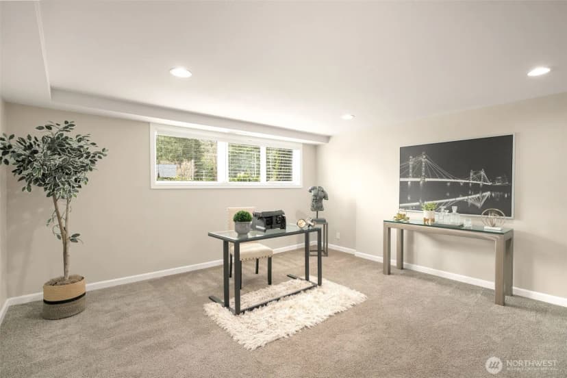 Property photo for 334 157th Avenue Ne, Bellevue photo 20