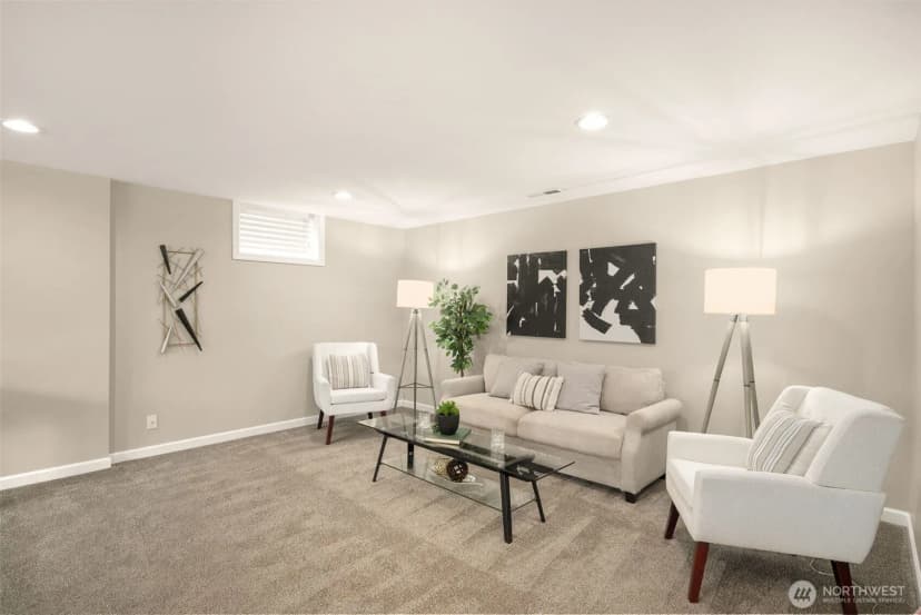 Property photo for 334 157th Avenue Ne, Bellevue photo 19