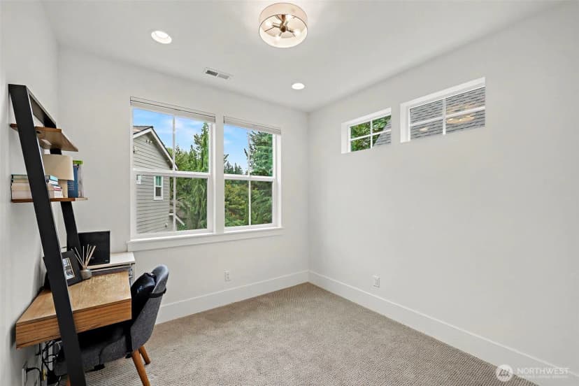 Property photo for 11605 Ne 155th Street, Kirkland photo 27