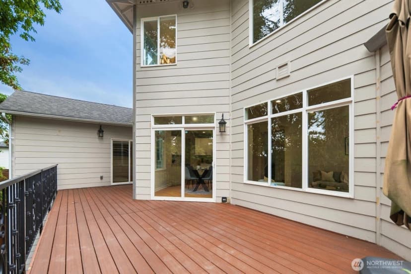 Property photo for 3429 Lincoln Avenue Ne, Renton photo 30