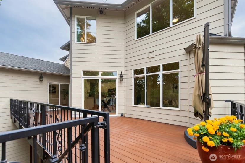 Property photo for 3429 Lincoln Avenue Ne, Renton photo 29