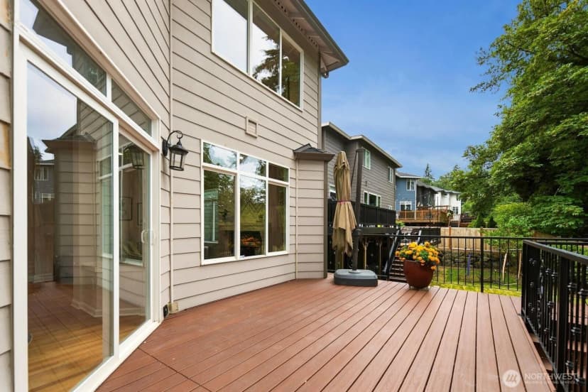 Property photo for 3429 Lincoln Avenue Ne, Renton photo 31