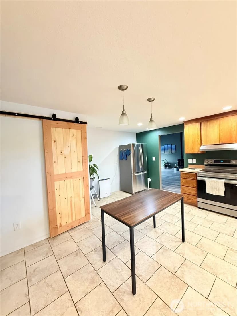 Property photo for 28 Dixon Road, Omak photo 10